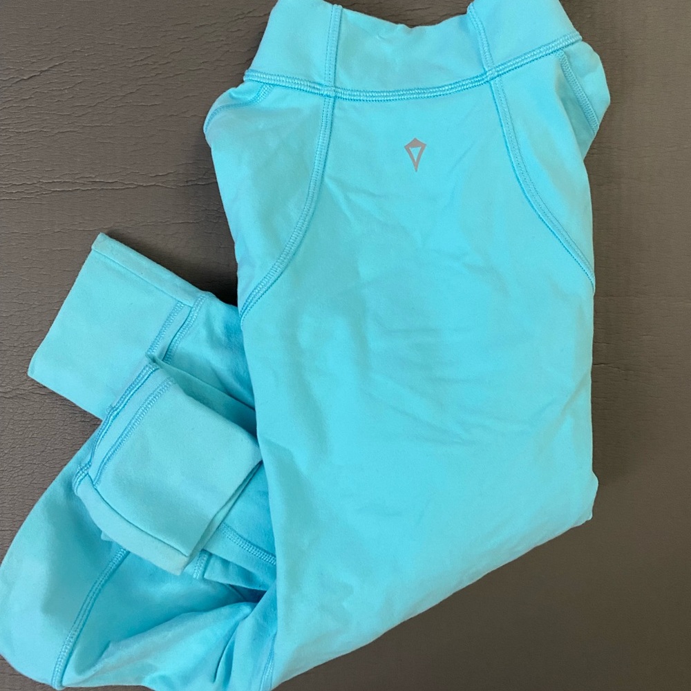 IVIVVA athletic jacket - Picture 2 of 2